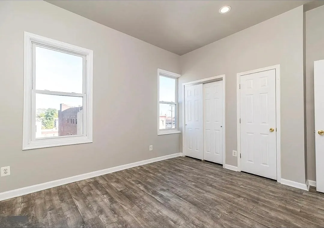2 bed, 900 sqft, $1,350 — Photo 4