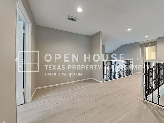 3rd image of 3010 Granite Lake Dr