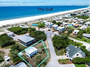 63 Oak Ave, Mexico Beach, FL 32456