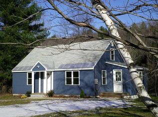 31 Lyman St, Becket, MA 01223