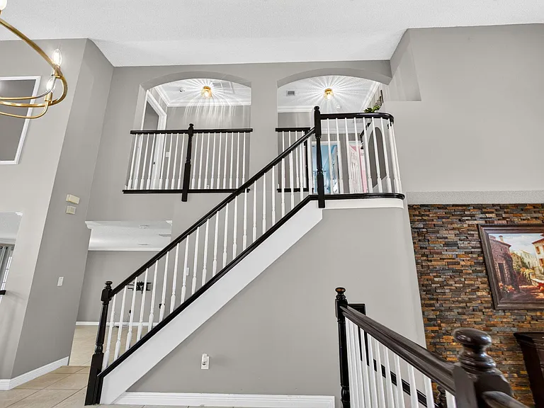 1204 Oakwater Dr — Photo 14