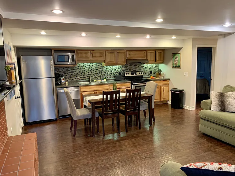 1146 Poly Dr — Photo 16