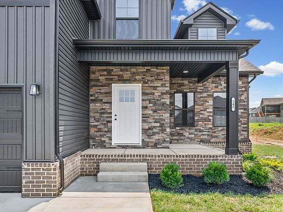 3rd image of 99 Sycamore Hl Lot 99