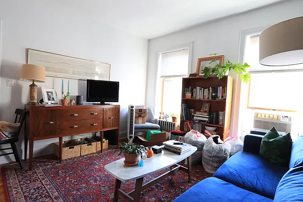 Rented by Douglas Elliman | media 15