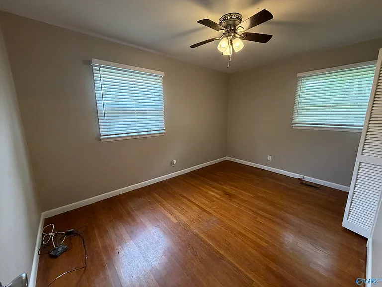 2116 Gilbreath Rd NW — Photo 8