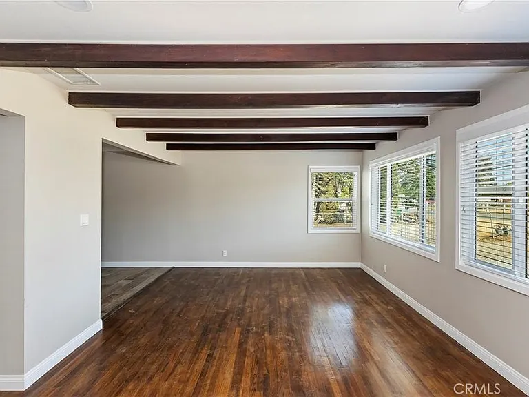 4694 Pedley Ave — Photo 5