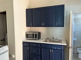 Updated East Downtown Apartment w/ Private Yard & Awesome Character, Albuquerque, NM 87102
