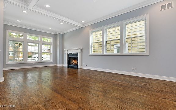 5th image of 3622 N Artesian Ave