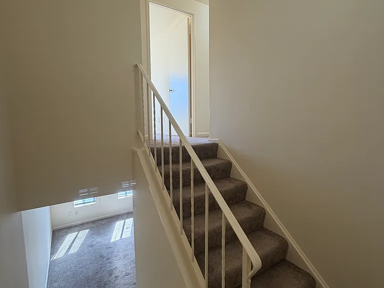 9709 Docena Dr — Photo 8