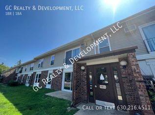 620 E Grant Hwy APT 2A, Marengo, IL 60152