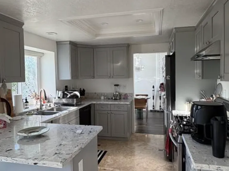 5025 Woodland Ave — Photo 4
