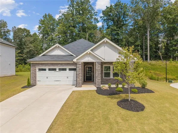 181 Longleaf St, Dawsonville, GA 30534