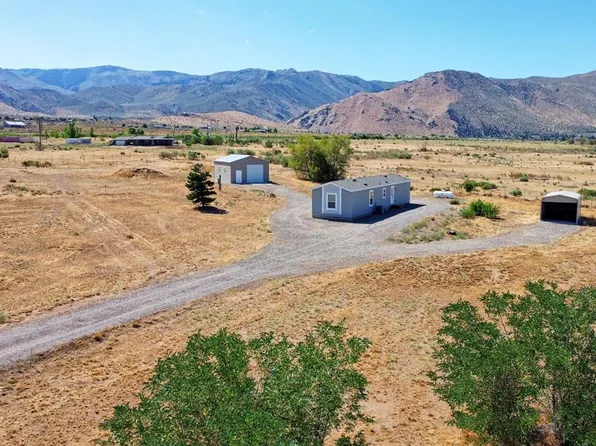 39 Lone Company Rd, Coleville, CA 96107