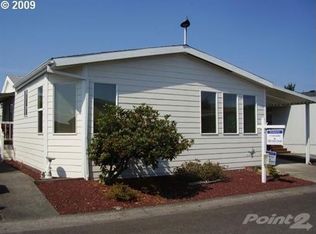 51497 SE Oak Grove Dr, Scappoose, OR 97056