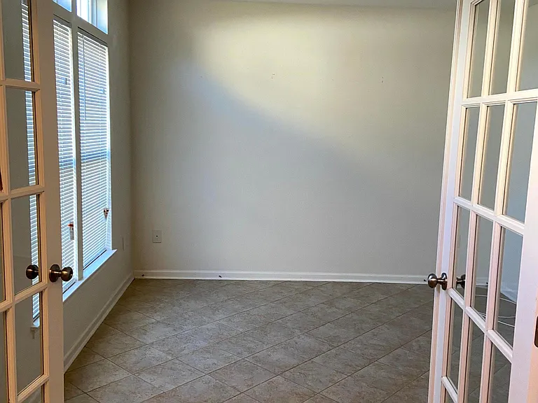1768 Winsford Ct — Photo 46