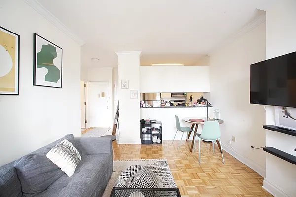 Rented by Keller Williams NYC | media 4
