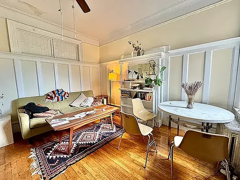 666 Park Pl #2R — Photo 7