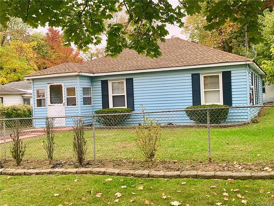 1st image of 319 Highland Avenue Ext