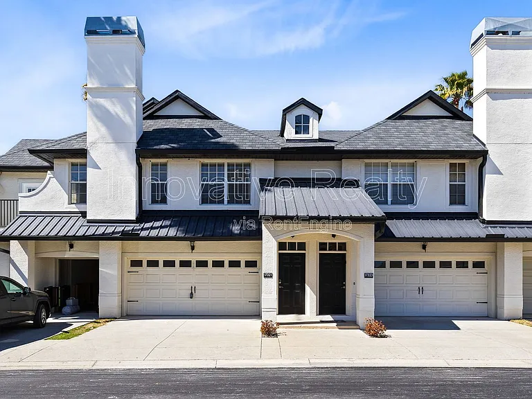 17321 Promenade Dr — Photo 1