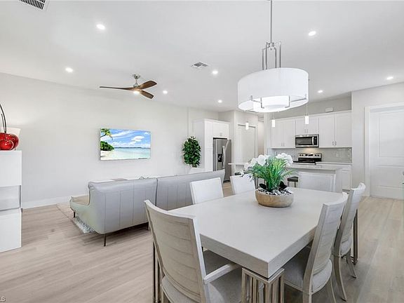 5th image of 5832 Jasper WAY #101