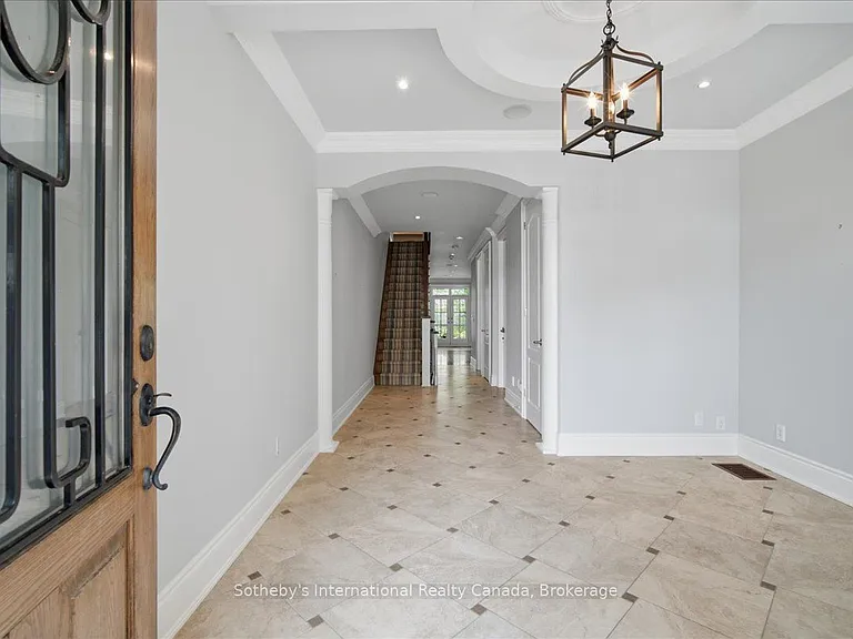 339 Randall St — Photo 4