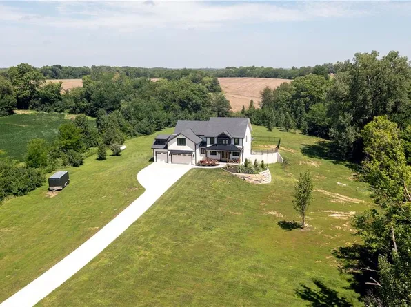 8422 NE 147th St, Liberty, MO 64068