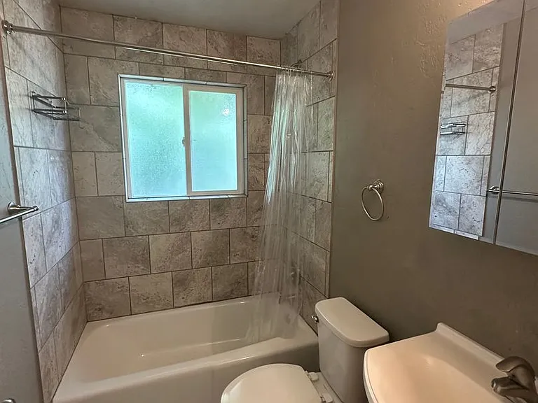 306 Lincoln Ave — Photo 9