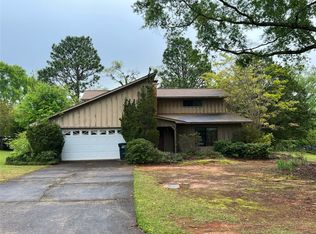 1807 Walnut Hill Ln, Opelika, AL 36801