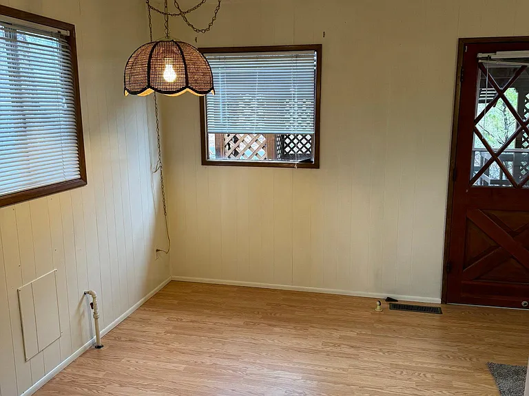 950 S Milton Ave — Photo 18