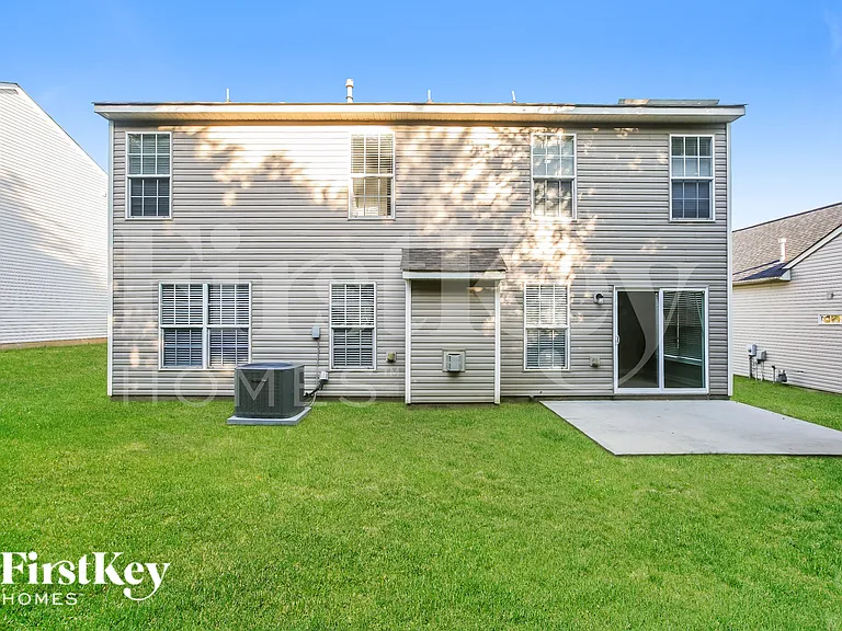 1011 Bridleside Dr — Photo 15