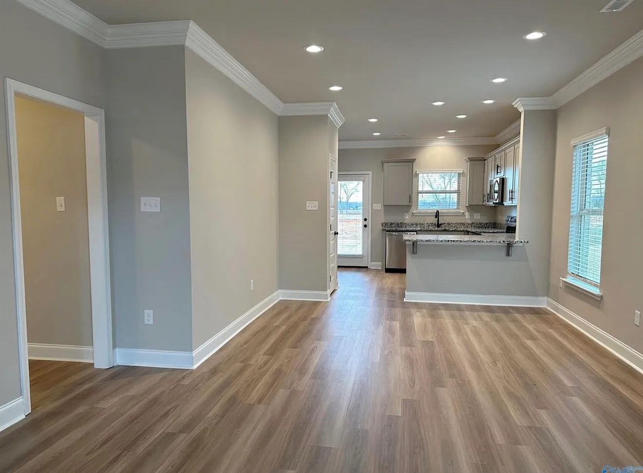 3 bed, 1475 sqft, $1,695 — Photo 4