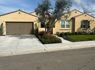 974 Ridgeline Rd W, Madera, CA 93636