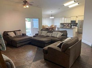 871 N Cash Ln, Thatcher, AZ 85552