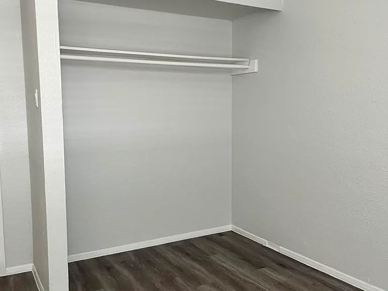 Banyan Tree Apartments — Photo 33