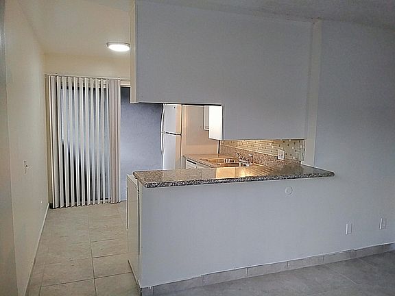 2nd image of 358 Leslie Way APT 38