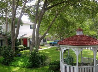 8807 Runnymeade Rd, Jacksonville, FL 32257