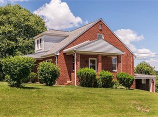 134 Delaware Ave, Vandergrift, PA 15690