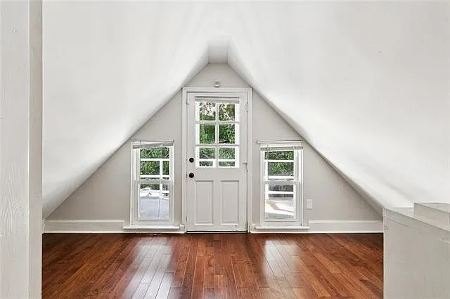 2222 Carondelet St #D — Photo 11