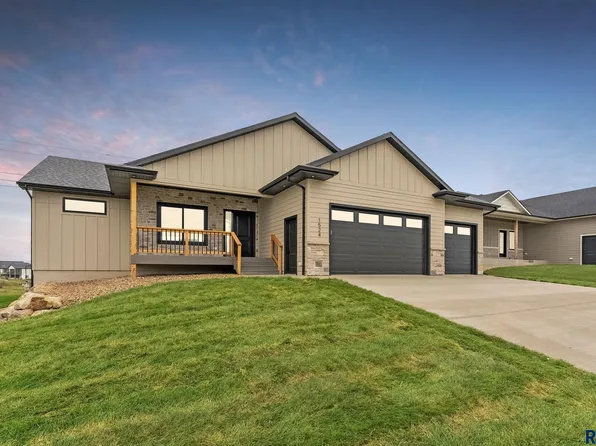 1524 N Marlowe Ave, Sioux Falls, SD 57110