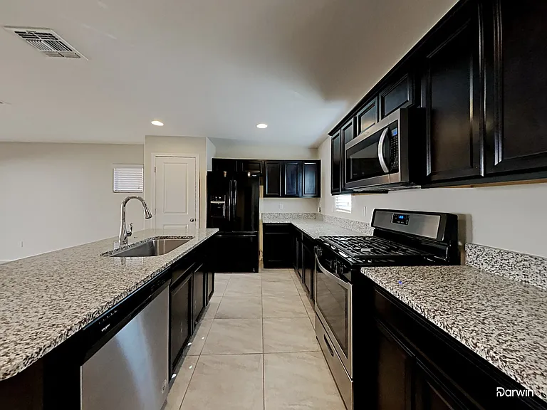 16634 W Culver St — Photo 2