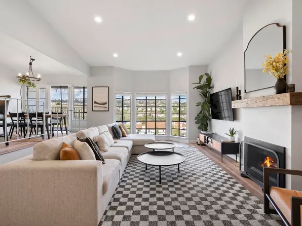 2630 Pirineos Way Unit 13, Carlsbad, CA 92009