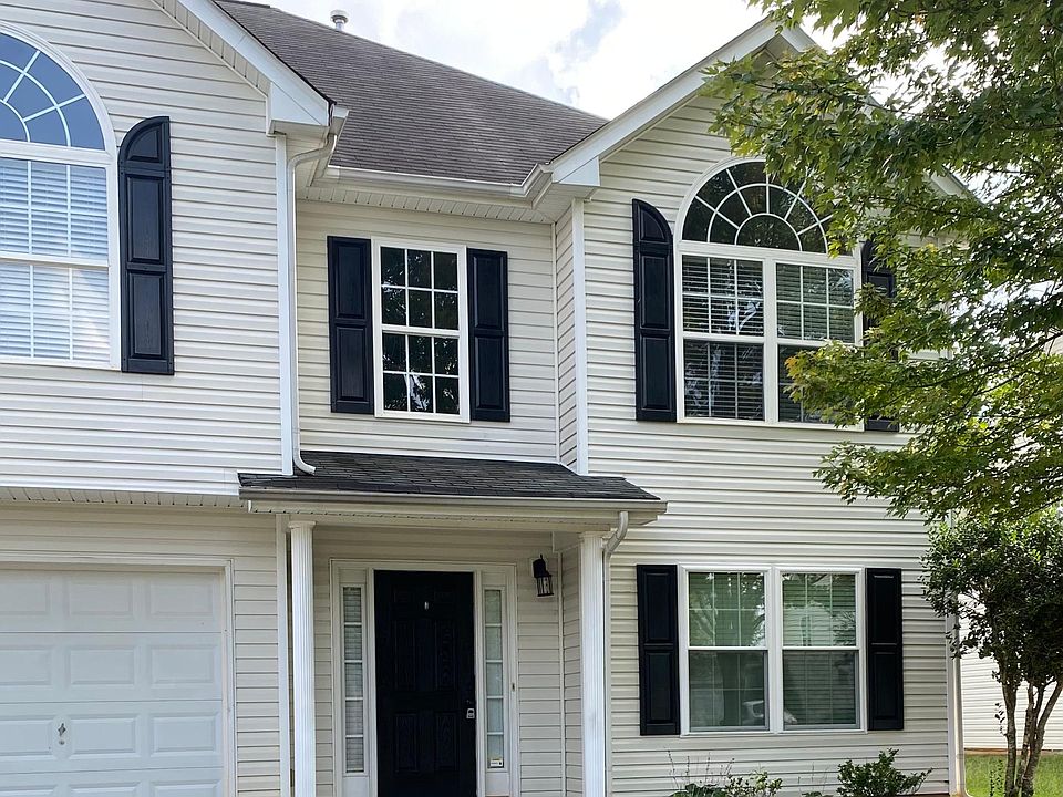 Quiet, family friendly neighborhood in Fort Mill.