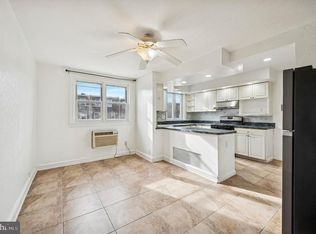 2930 Glenview St, Philadelphia, PA 19149