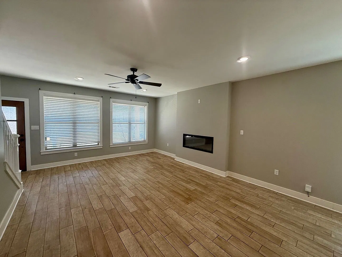 1100 Grand Teton — Photo 2