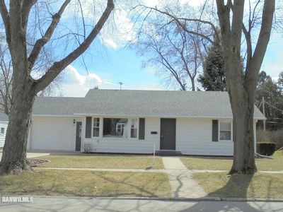 1319 W Stover St, Freeport, IL, 61032