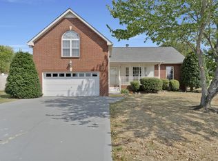 1013 Kiser Ave, Hendersonville, TN 37075