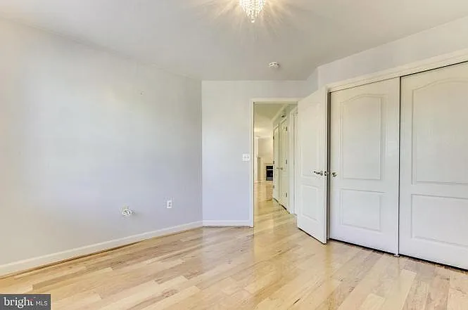 6924 Fairfax Dr #308 — Photo 5