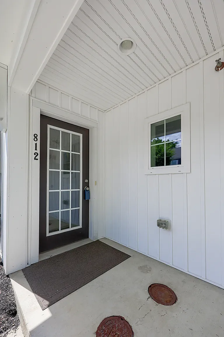 3 bed, 2.5 bath, 1810 sqft, $2,700 — Photo 4