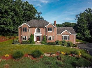 10 Fawn Rd, Easton, CT 06612