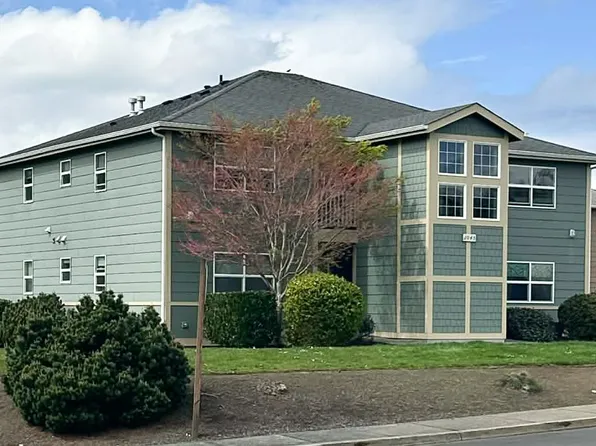 2045 SE Azalea Ave, Warrenton, OR 97146